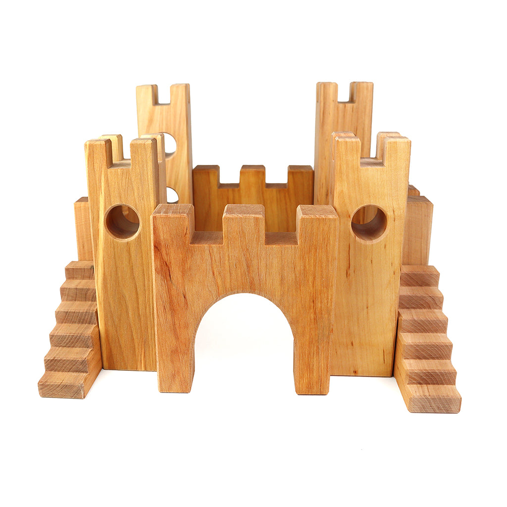 bauspiel-castello-dei-cavalieri-dettaglio-torri-e-scale-in-legno