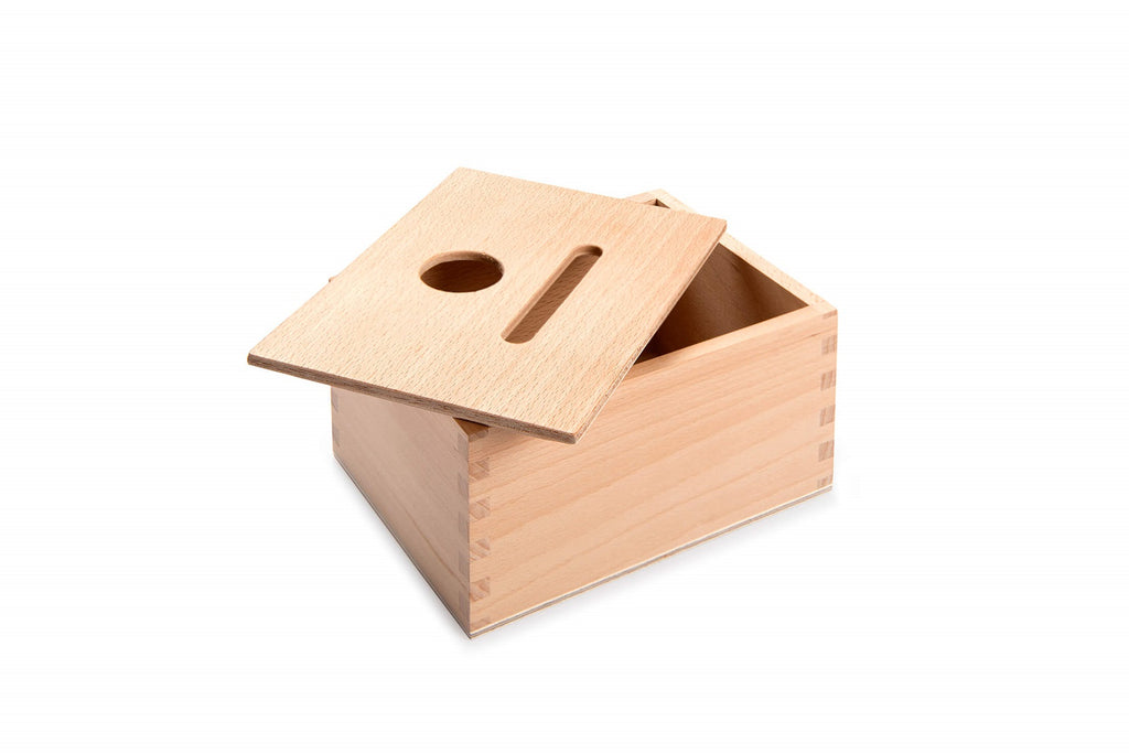 Grapat Permanence Box in legno con coperchio aperto e foro per inserire gli oggetti